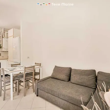 Il Loggiato, Terremarine *